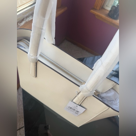 Kate Spade Staci Medium Tote BRAND NEW!! - Picture 3 of 4